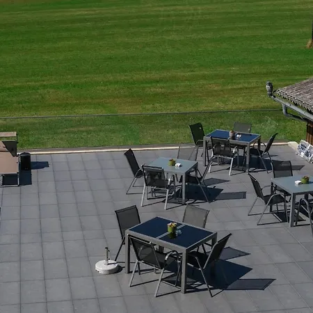 Konukevi Keutschacherhof 3*